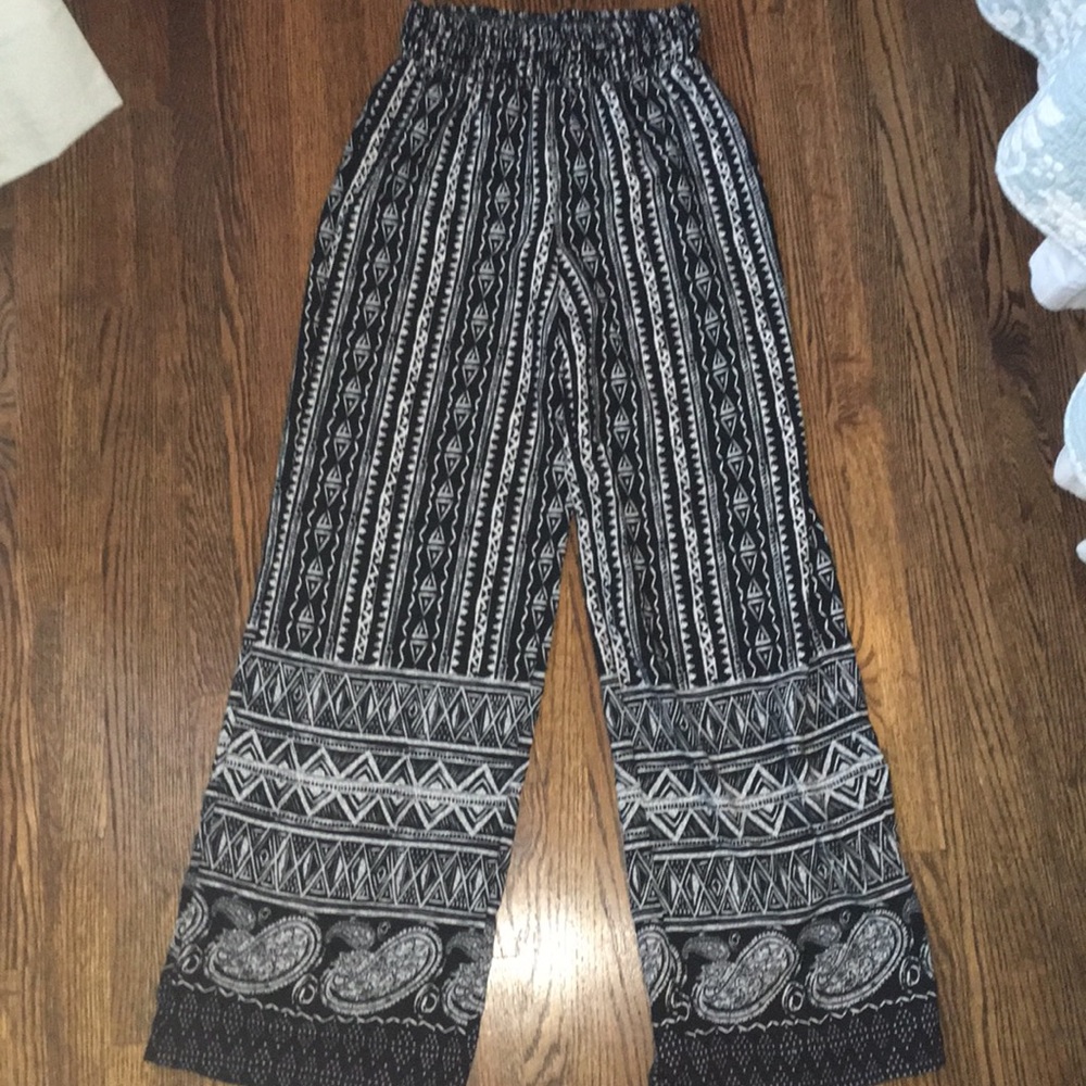 Women’s Small Pink Rose leggings/pants